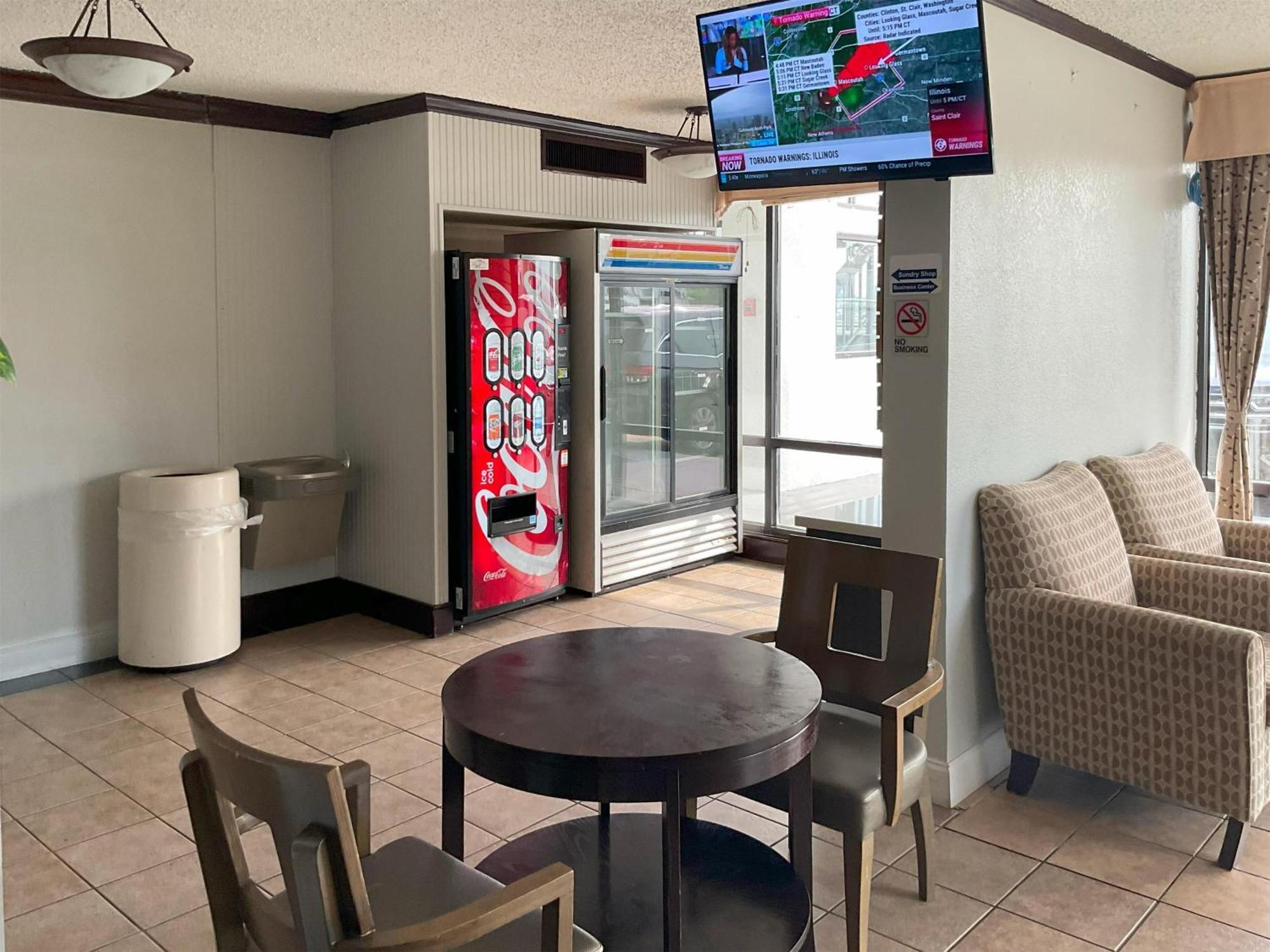 Motel 6 Baton Rouge East, La I12 外观 照片